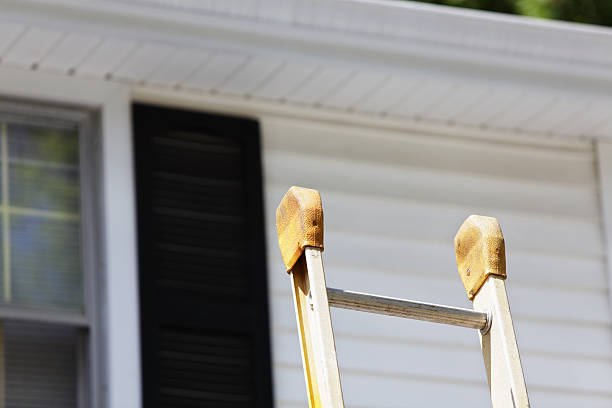Affordable siding repair and maintenance services in Hartford, WI